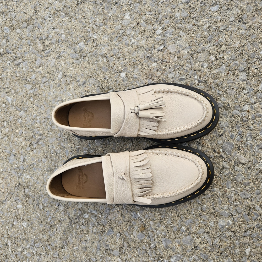 Cream Tassel Loafers